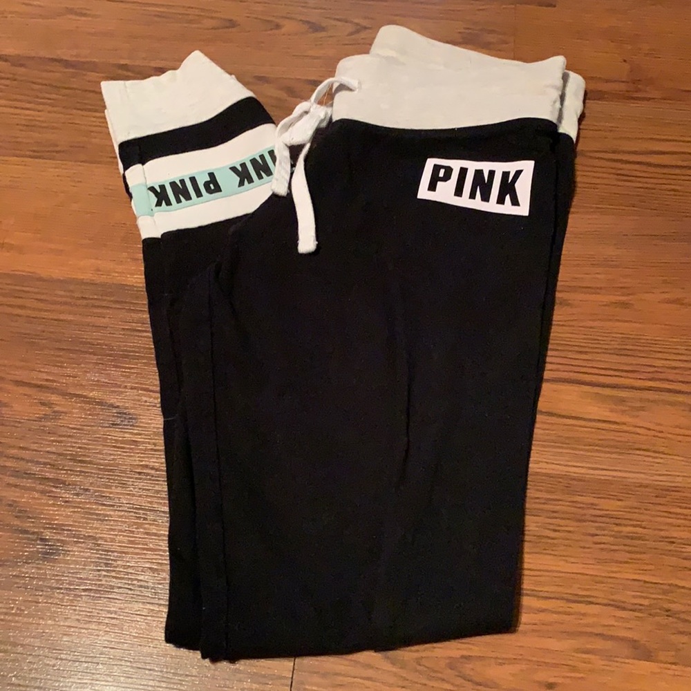 Victoria Secret Pink Leggings. Size Small